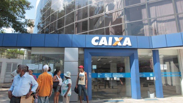 Mais de R$ 1 bilhão referente ao abono do PIS/Pasep 2015 ainda não foi sacado
